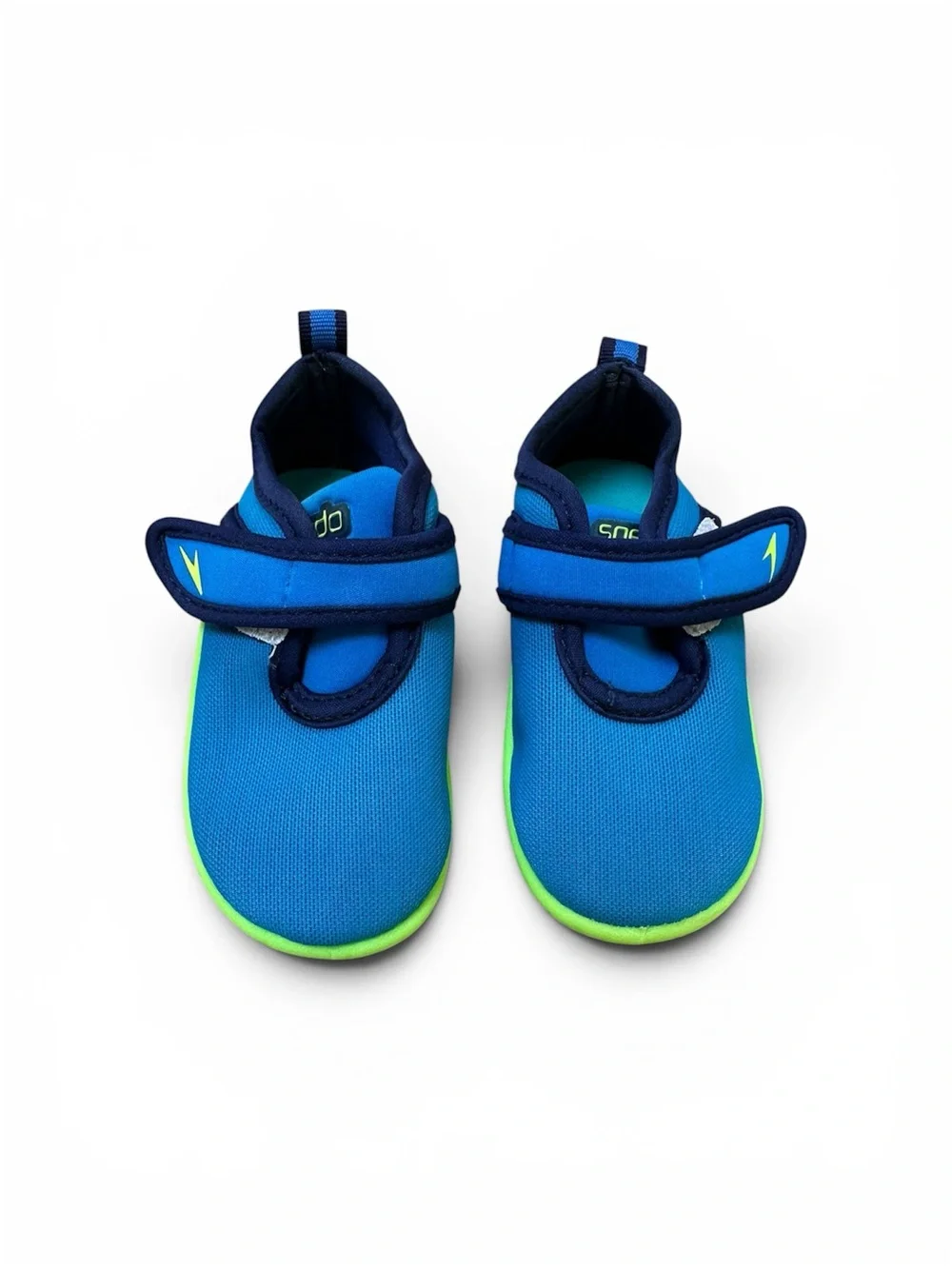Speedo toddler blue water shoes size 5/6